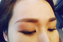 アートメイク眉