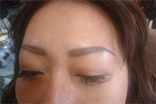 アートメイク眉