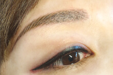 アートメイク眉