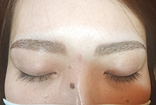 アートメイク眉