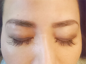 アートメイク眉