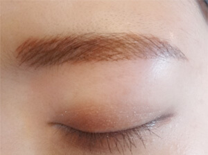 アートメイク眉